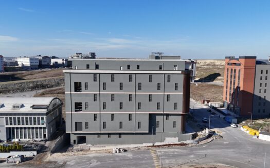 Hadımköy Deliklikaya End. Bölgesi Satılık 8.400m2 Fabrika KDV'li